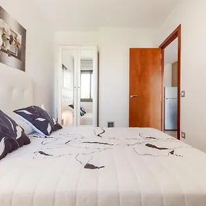 https://modern-apartment-in-palams-near-beach.topcostabravahotels.com